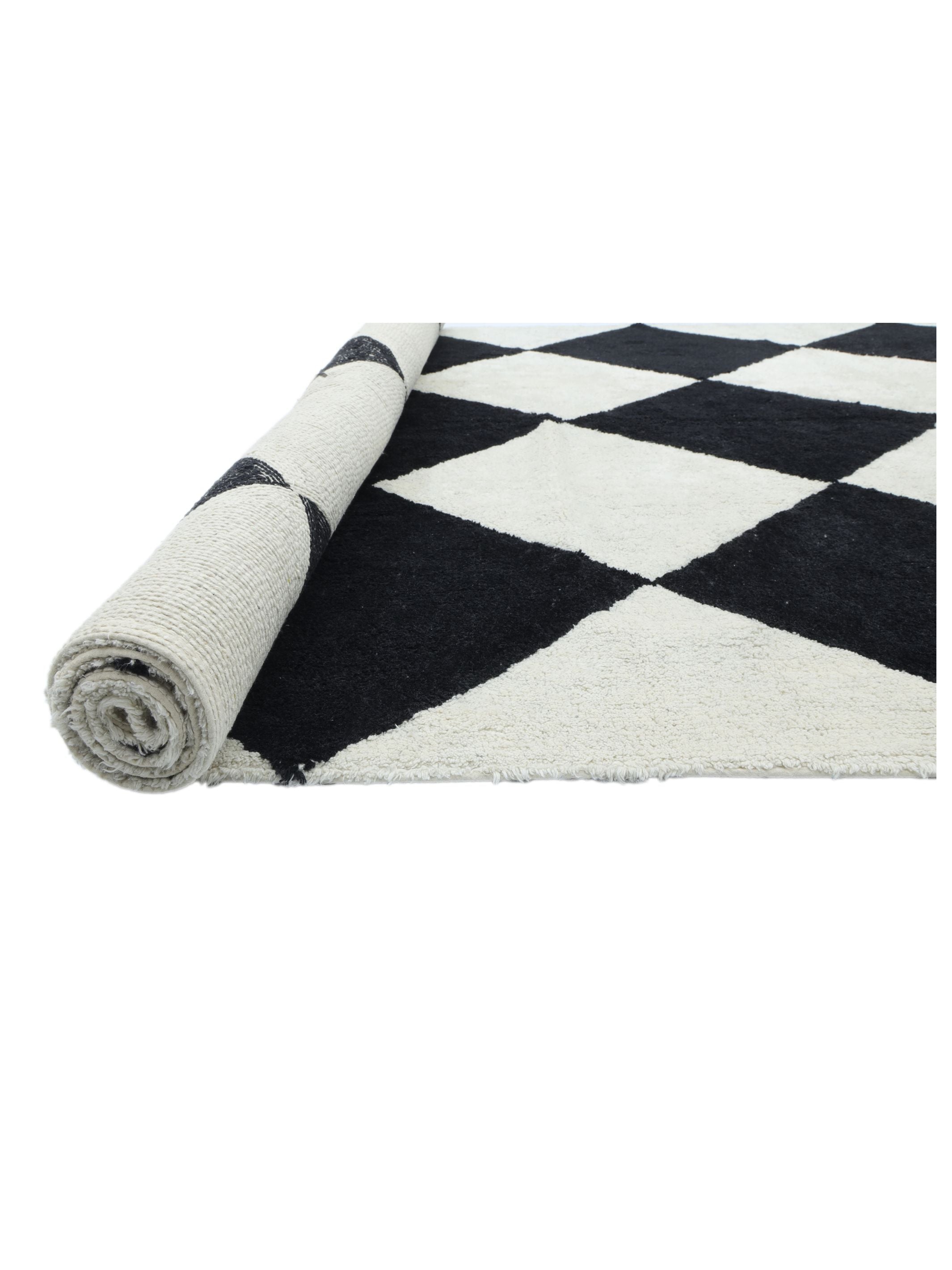 Black Checker Rug LAST PIECE - 160x230cm