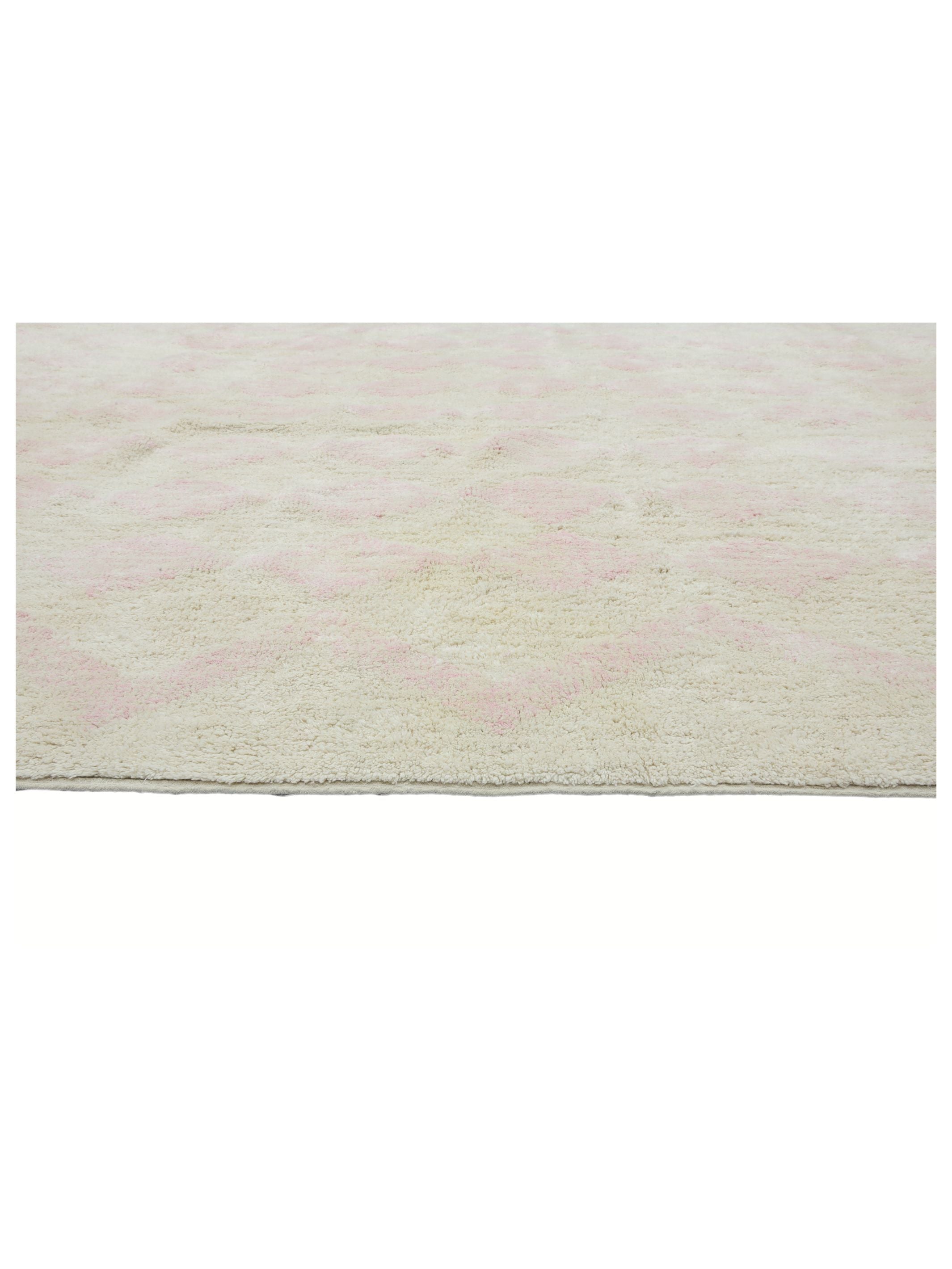 Soft Pink Diamond Rug